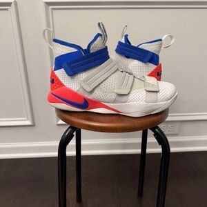 Nike LeBron Soldier XI SFG “Ultramarine”